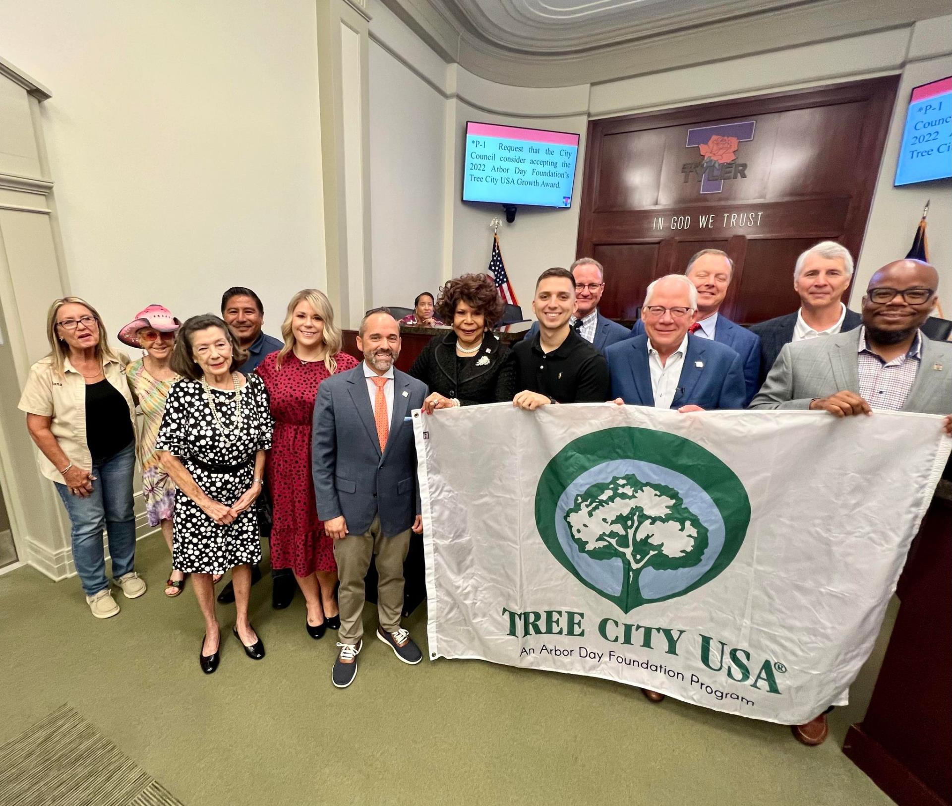 2022 Tree City USA Growth Award picture of Tyler Parks and Recreation staff